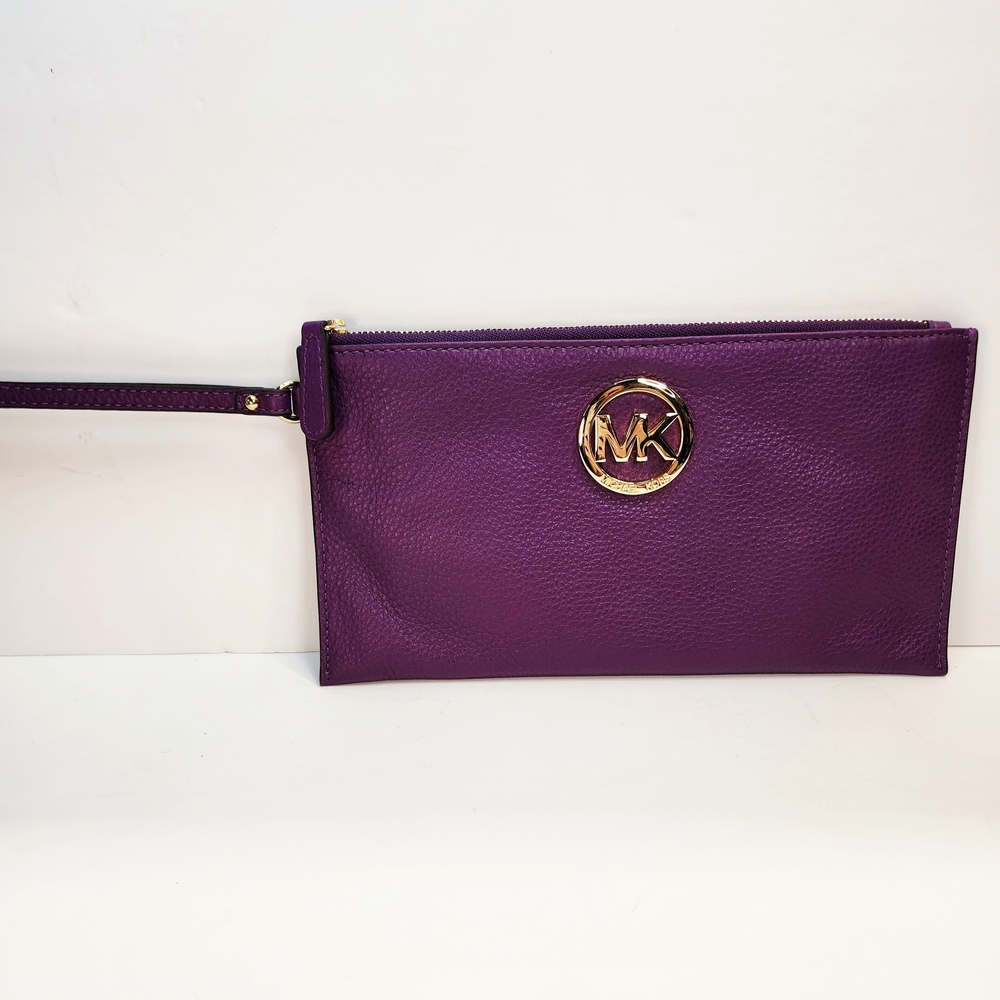 NEW Michael Kors Fulton Large Violet Pebbled Leather Zip Clutch Wristlet NWT
